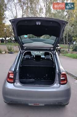 Универсал Fiat 500e 2021 в 