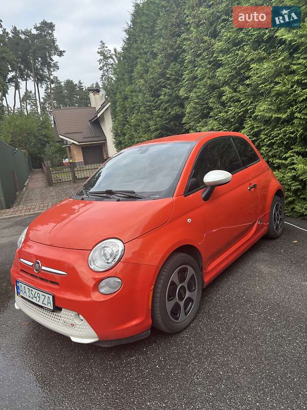 Хэтчбек Fiat 500e 2016 в Киеве