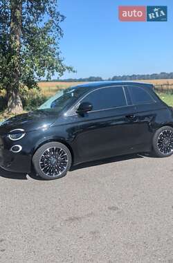 Хэтчбек Fiat 500e 2021 в 