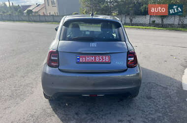 Хэтчбек Fiat 500e 2021 в 