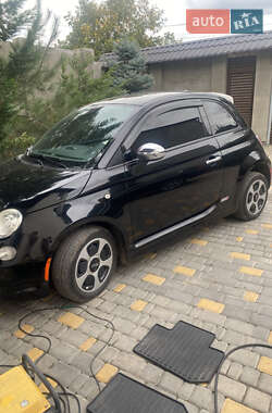 Хэтчбек Fiat 500e 2013 в 