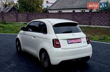 Хетчбек Fiat 500e 2023 в 