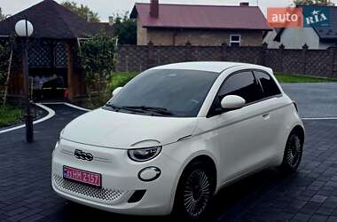Хетчбек Fiat 500e 2023 в 