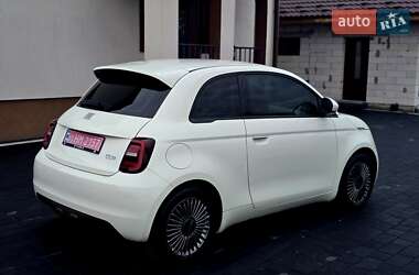 Хетчбек Fiat 500e 2023 в 