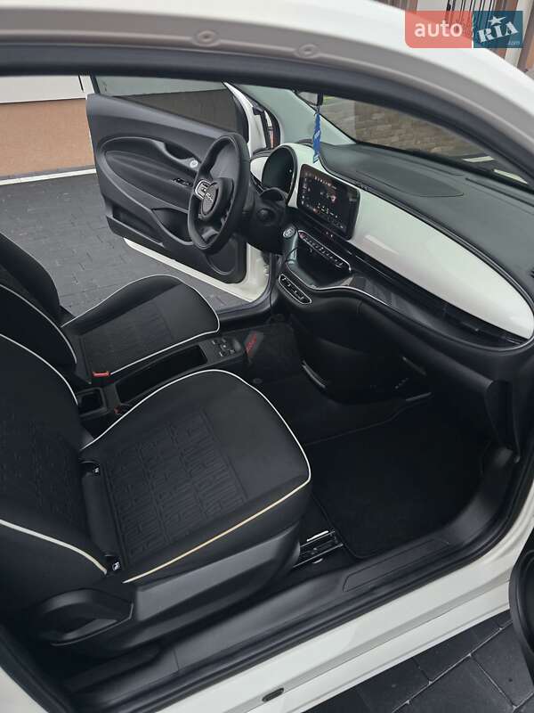 Хэтчбек Fiat 500e 2023 в Дубно фото 31 Хэтчбек Fiat 500e 2023 в Дубно