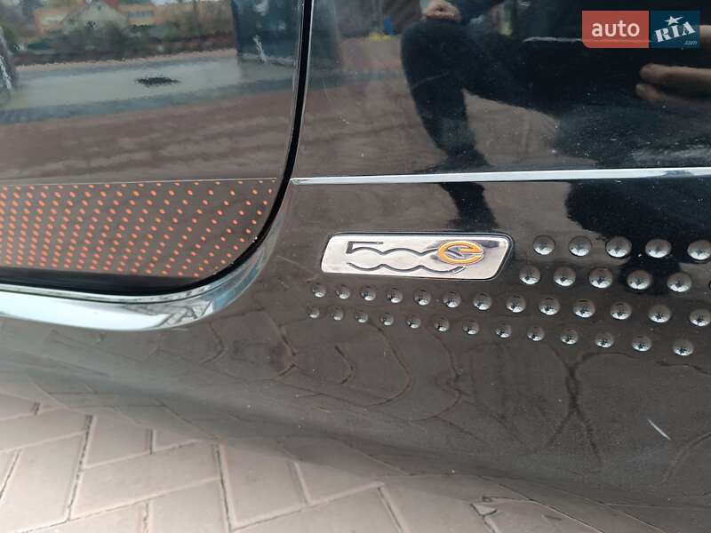Хэтчбек Fiat 500e 2015 в Ровно