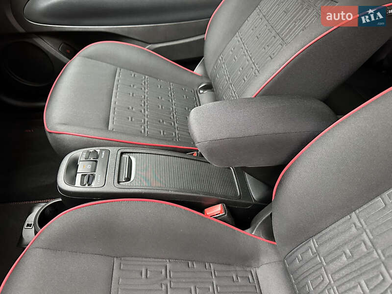 Хэтчбек Fiat 500e 2022 в Дубно