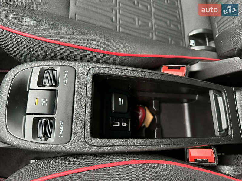 Хэтчбек Fiat 500e 2022 в Дубно