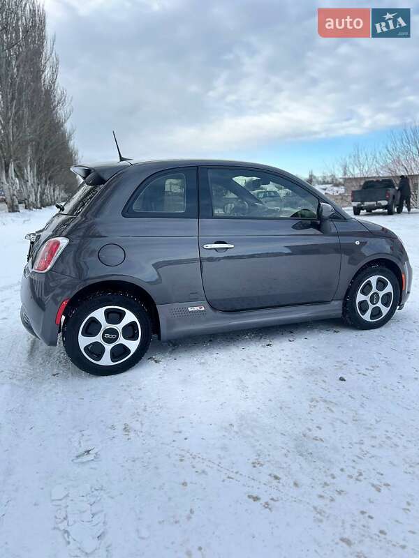 Хетчбек Fiat 500e 2016 в Дніпрі