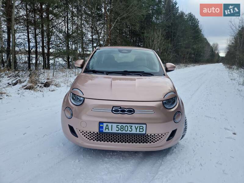 Хэтчбек Fiat 500e 2021 в Бородянке