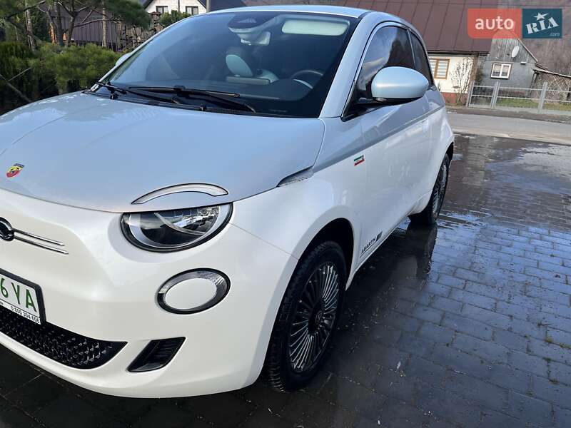 Хэтчбек Fiat 500e 2021 в Тячеве