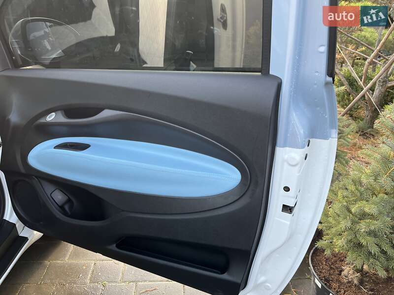 Хэтчбек Fiat 500e 2021 в Тячеве