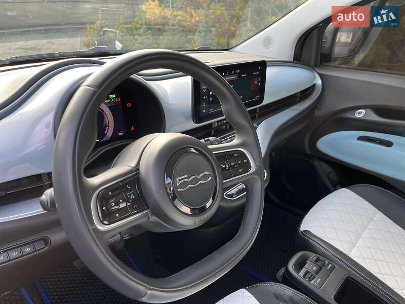 Хэтчбек Fiat 500e 2021 в Тячеве