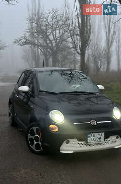 Хэтчбек Fiat 500e 2013 в Николаеве