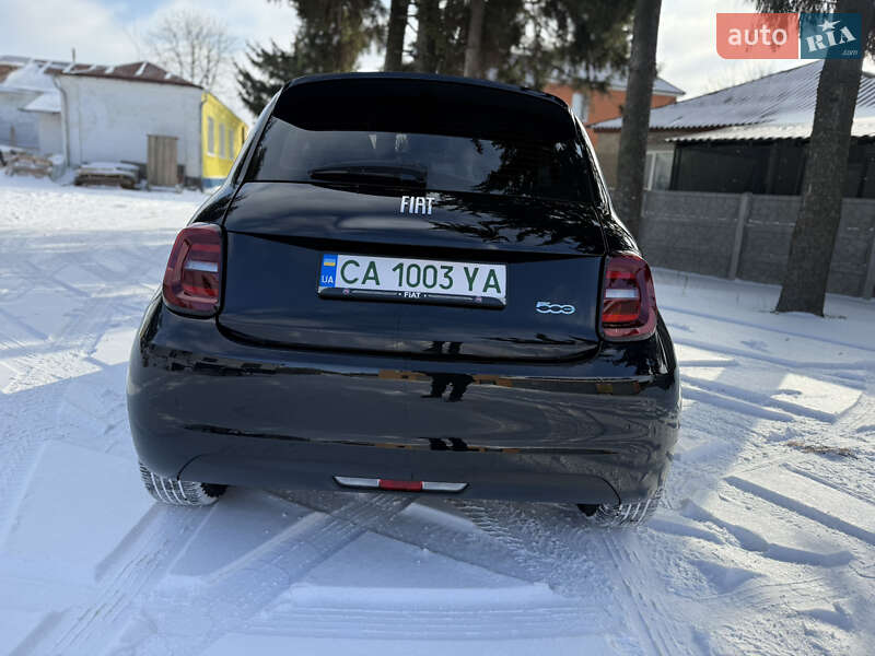 Хэтчбек Fiat 500e 2021 в Черкассах