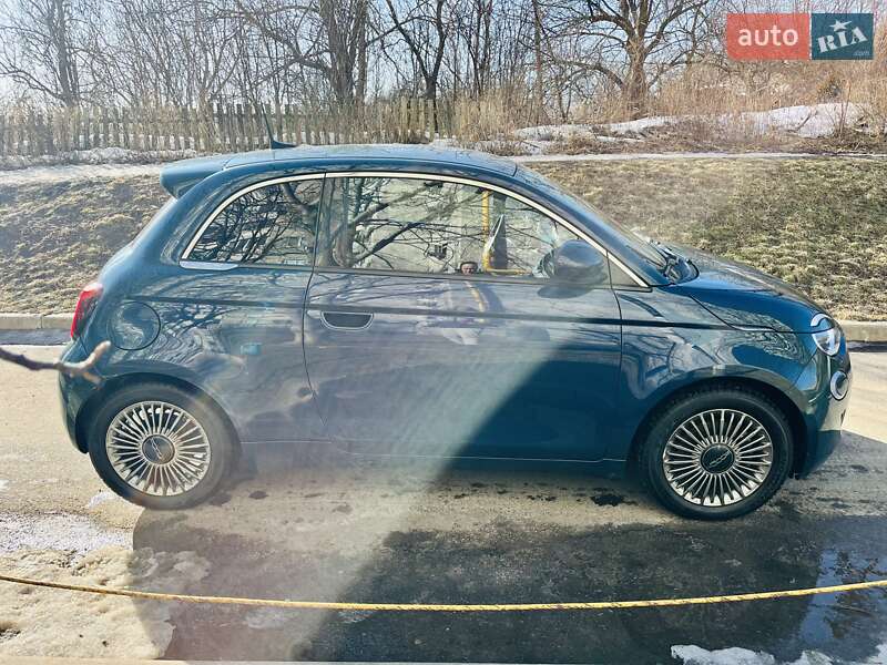 Хетчбек Fiat 500e 2020 в Києві