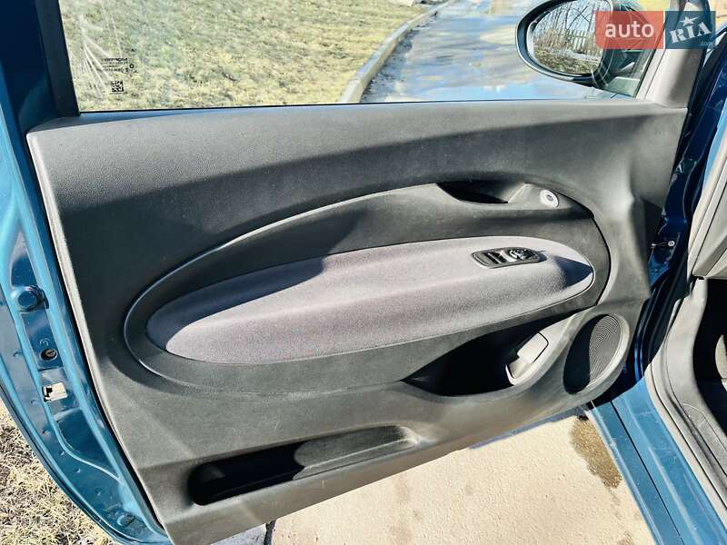 Хетчбек Fiat 500e 2020 в Києві