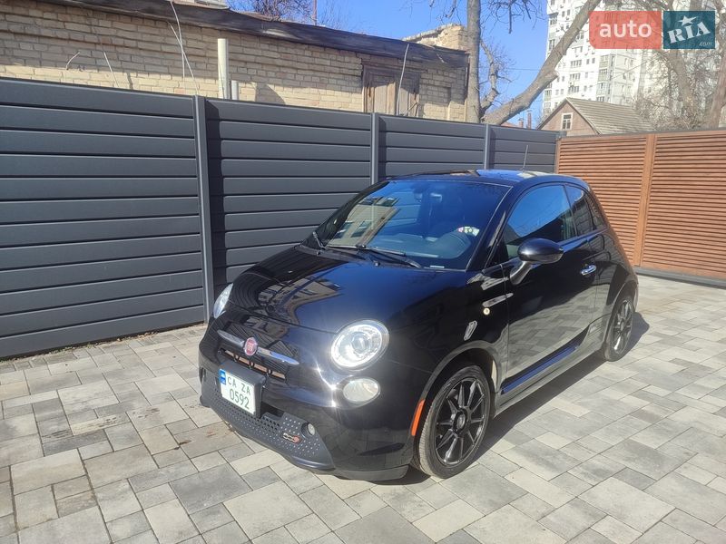 Хэтчбек Fiat 500e 2017 в Черкассах