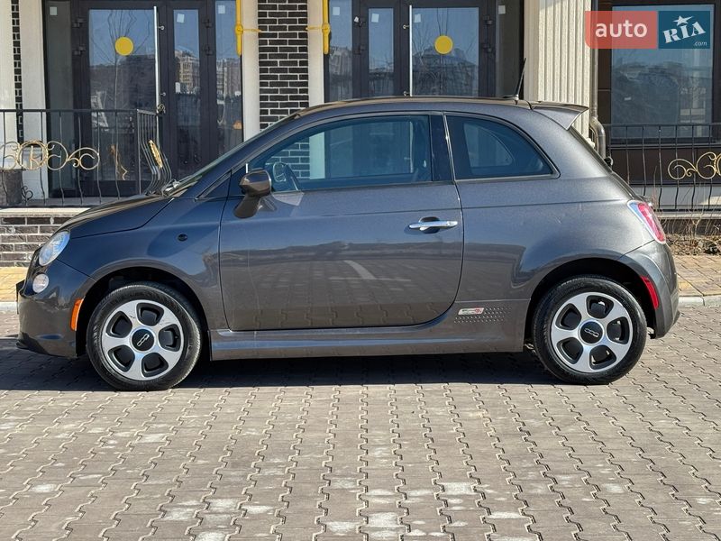 Хетчбек Fiat 500e 2015 в Києві
