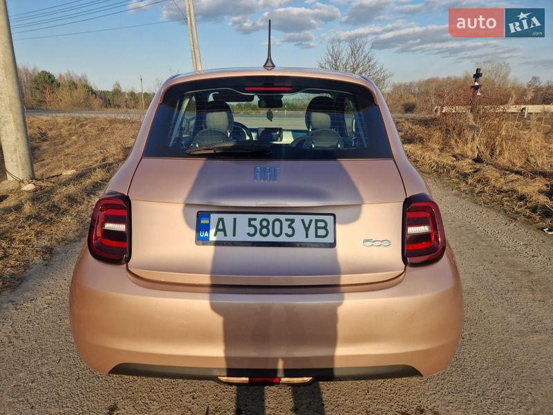Хэтчбек Fiat 500e 2021 в Бородянке
