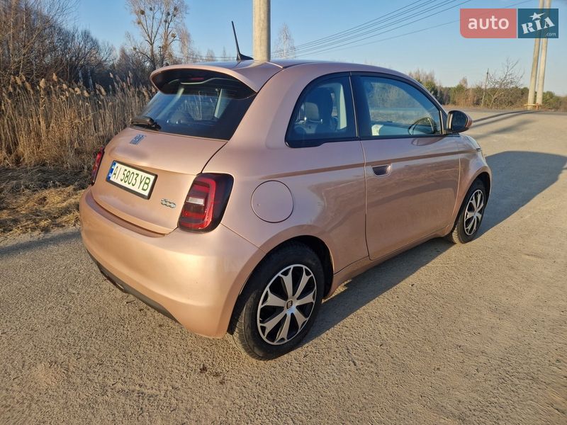 Хэтчбек Fiat 500e 2021 в Бородянке