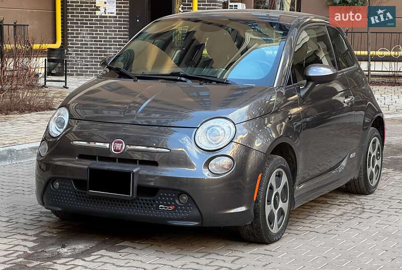 Хетчбек Fiat 500e 2015 в Києві