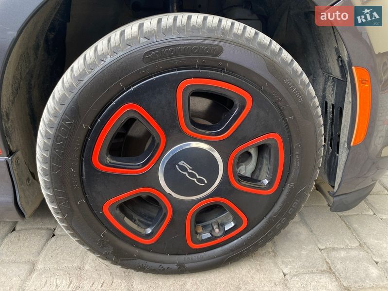 Хетчбек Fiat 500e 2017 в Львові