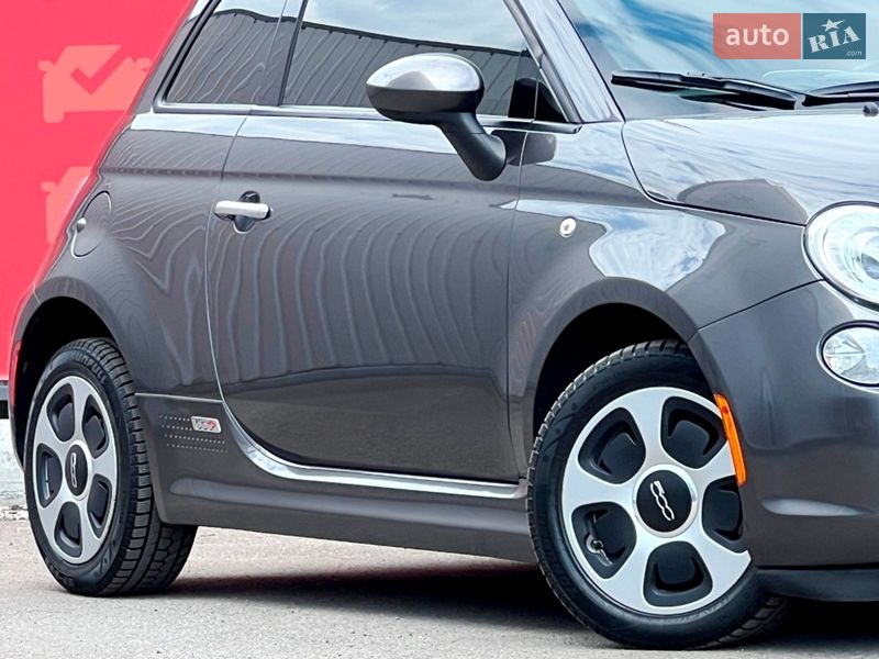 Хэтчбек Fiat 500e 2016 в Киеве