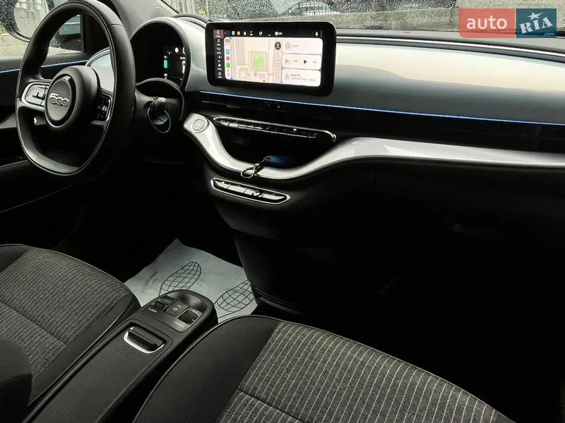 Fiat 500e 2021 VIN ZFAEFAC47NX048156 фото оголошення 10 з 41