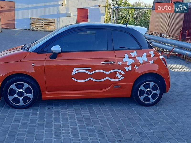 Хэтчбек Fiat 500e 2014 в Львове
