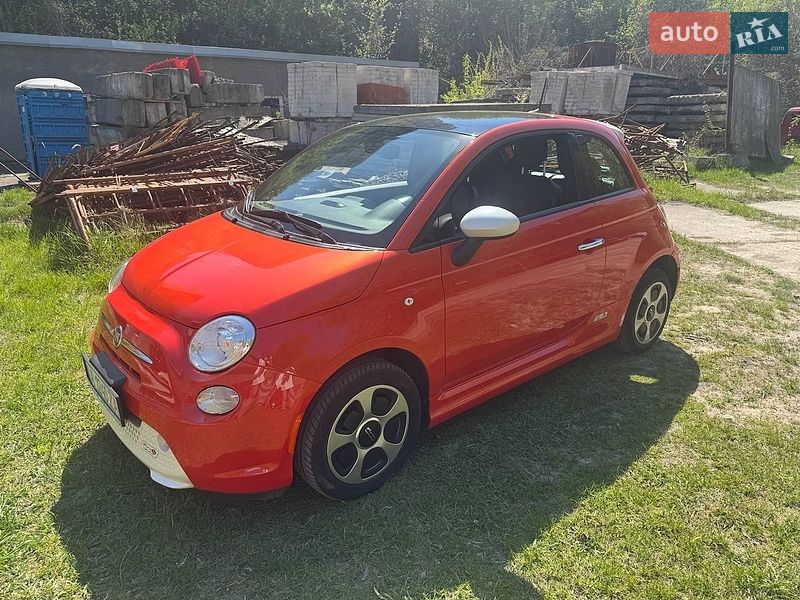 Хетчбек Fiat 500e 2017 в Києві