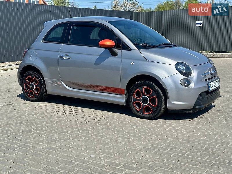 Хэтчбек Fiat 500e 2014 в Черкассах фото Хэтчбек Fiat 500e 2014 в Черкассах