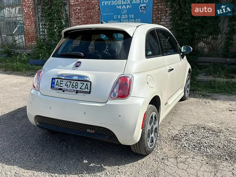 Fiat 500e 2013