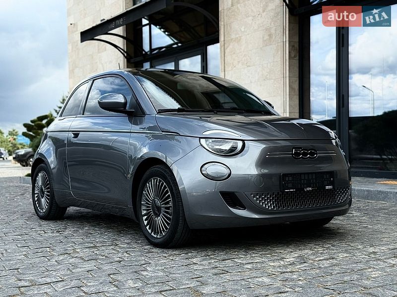 Хэтчбек Fiat 500e 2021 в Львове