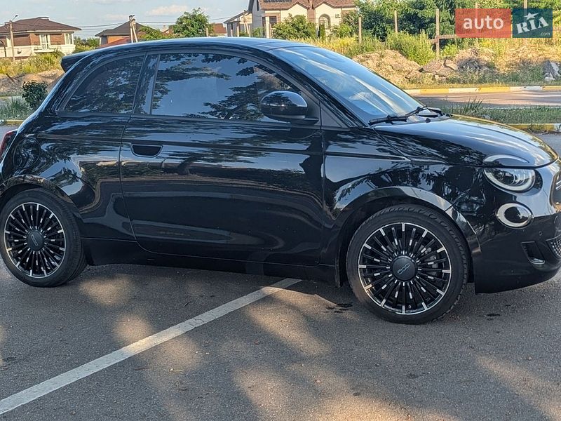 Хэтчбек Fiat 500e 2021 в Киеве фото 4 Хэтчбек Fiat 500e 2021 в Киеве