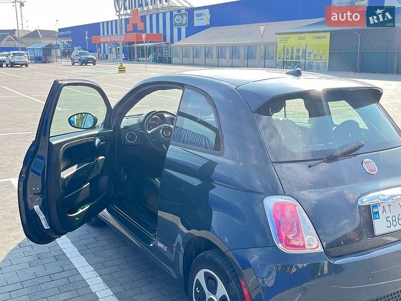Хэтчбек Fiat 500e 2016 в Калуше