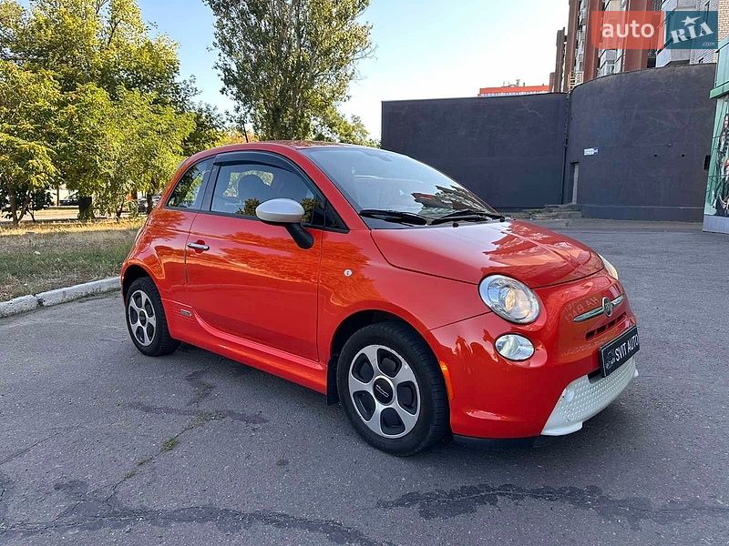 Хэтчбек Fiat 500e 2015 в Николаеве