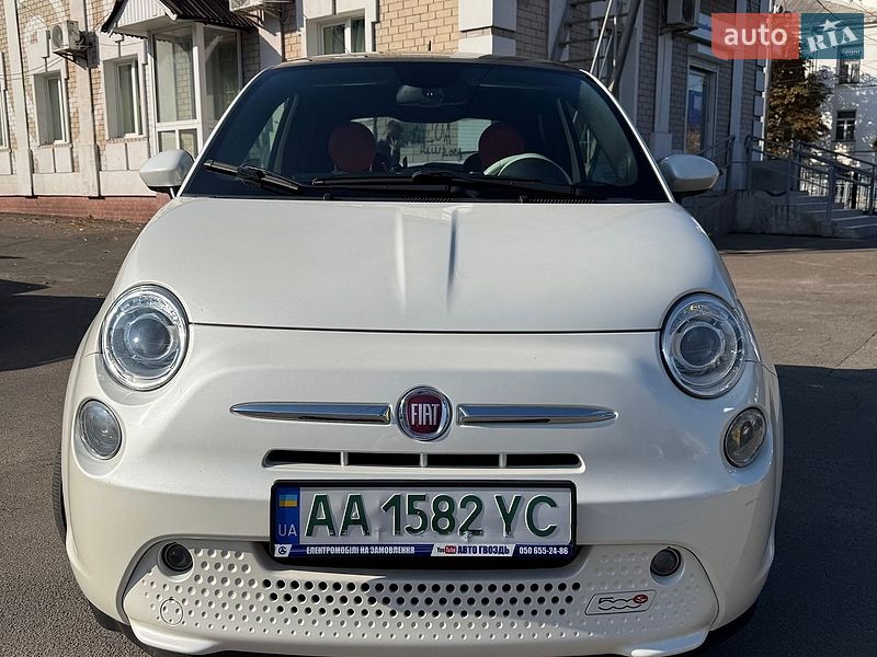 Хетчбек Fiat 500e 2015 в Києві