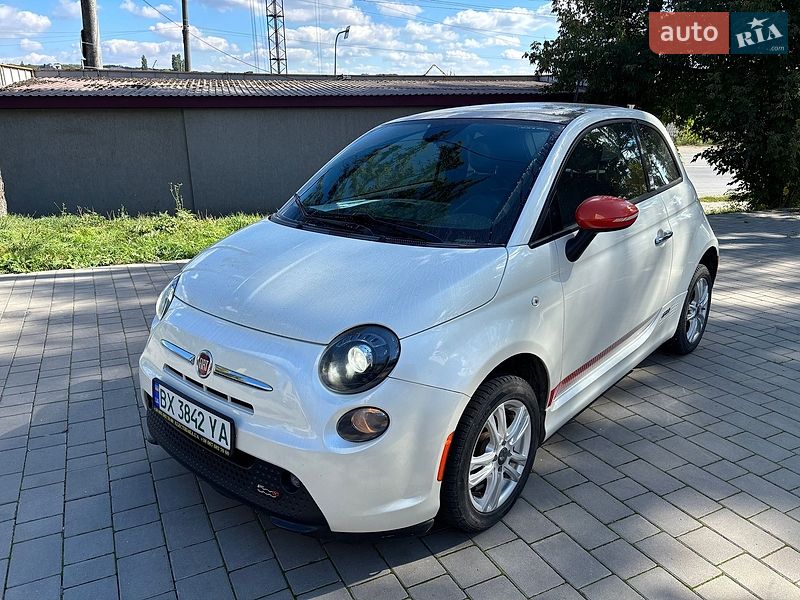 2015 Fiat 500E, VIN 3C3CFFGE0FT717787:plate — фото 1 (autoria)