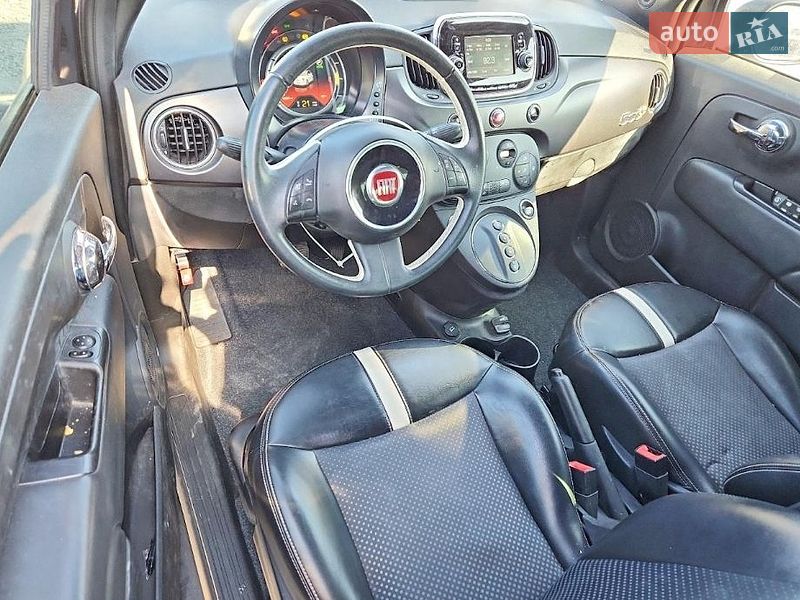 Хэтчбек Fiat 500e 2018 в Львове