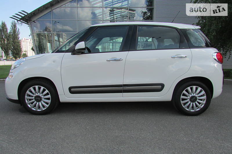 Хэтчбек Fiat 500L 2016 в Киеве