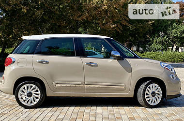 Хэтчбек Fiat 500L 2014 в Киеве