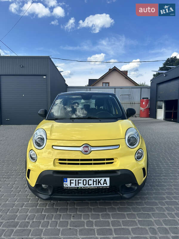 Хэтчбек Fiat 500L 2015 в Львове