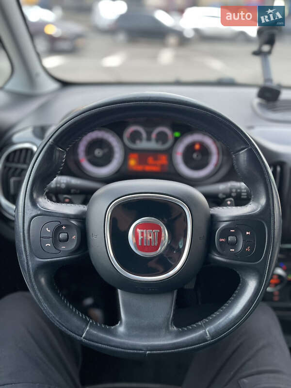 Хэтчбек Fiat 500L 2014 в Львове