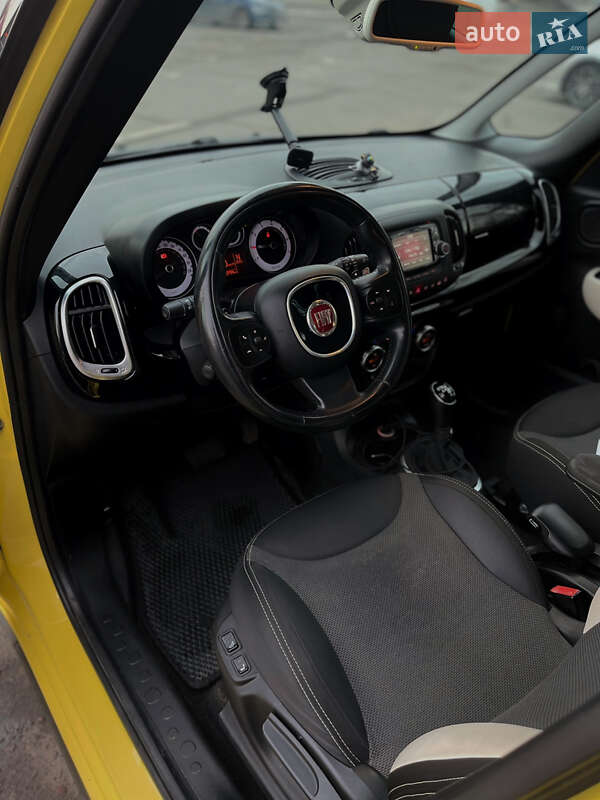 Хэтчбек Fiat 500L 2014 в Львове