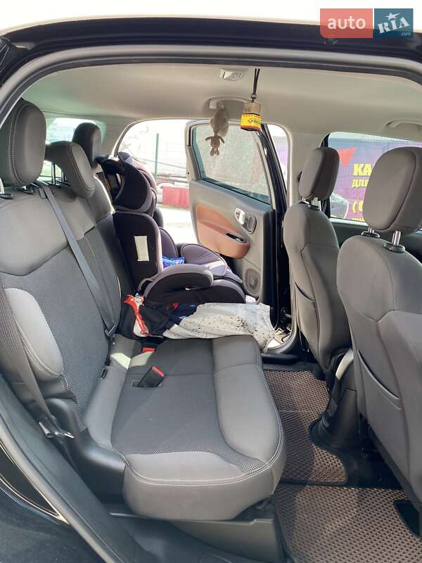 Хетчбек Fiat 500L 2013 в Києві