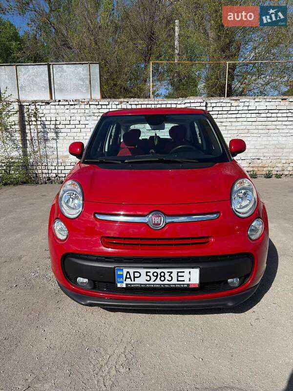 Хетчбек Fiat 500L 2017 в 