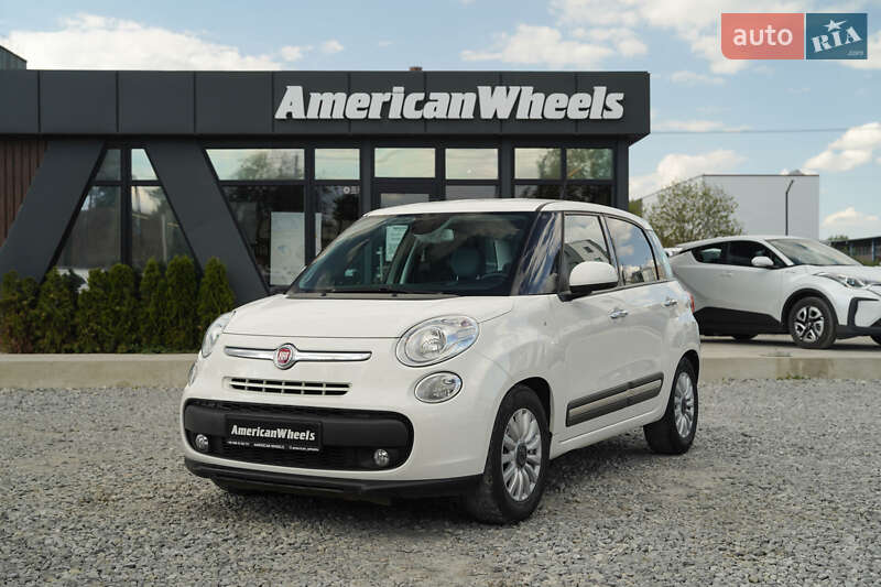 Хэтчбек Fiat 500L 2015 в 