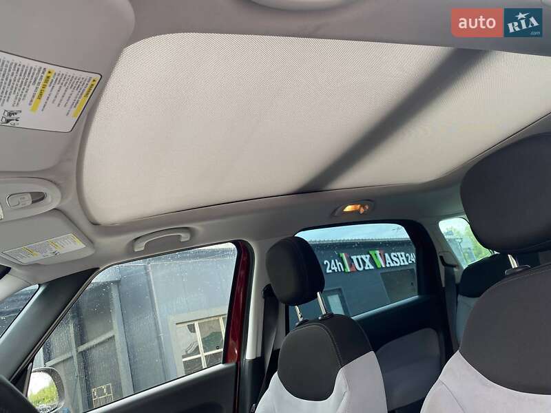 Хэтчбек Fiat 500L 2014 в Львове