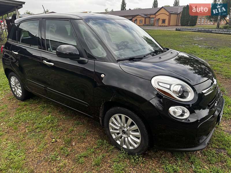 Хетчбек Fiat 500L 2013 в 